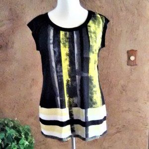 CARTISE TOP  NWOT  SIZE XL